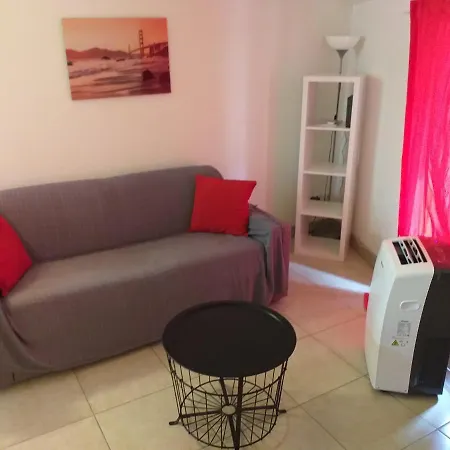 Domus Arena, Parking, Wifi, Arenes * Nimes