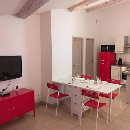 Apartman Domus Arena, Parking, Wifi, Arenes