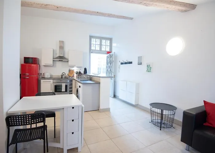 Domus Arena, Parking, Wifi, Arenes Appartement *