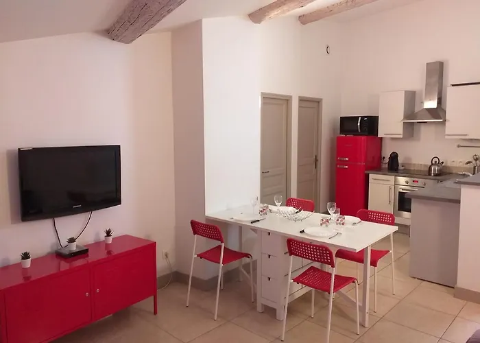 Appartement Domus Arena, Parking, Wifi, Arenes