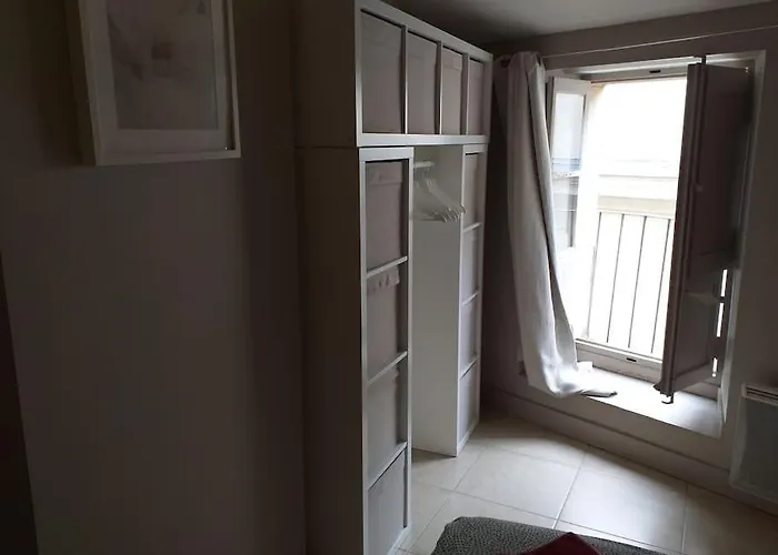 Domus Arena, Parking, Wifi, Arenes