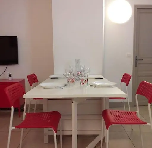 Appartement Domus Arena, Parking, Wifi, Arenes *